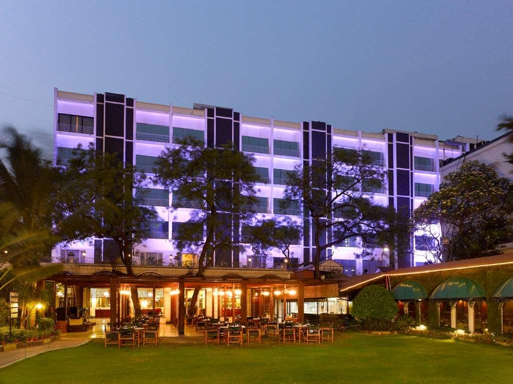 โรงแรมเคนิลเวิร์ธ โกลกาตา ภายนอก รูปภาพ
